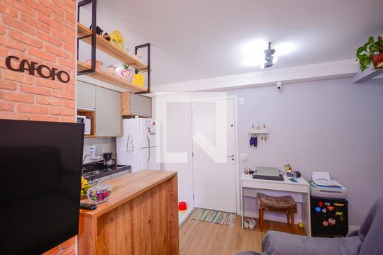Sala de apartamento à venda com 2 quartos, 40m² em Jardim Sao Saverio, São Paulo