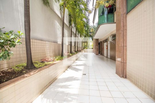Área comum - Piscina de apartamento à venda com 3 quartos, 166m² em Leblon, Rio de Janeiro