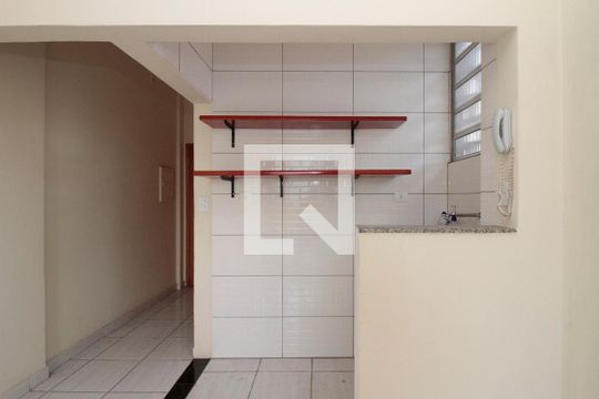 Kitnet/Studio à venda com 0 quarto, 30m² em Santa Ifigênia, São Paulo
