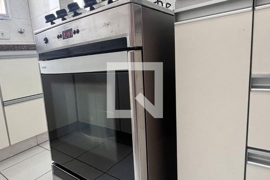 Cozinha de apartamento para alugar com 2 quartos, 54m² em Indianópolis, São Paulo