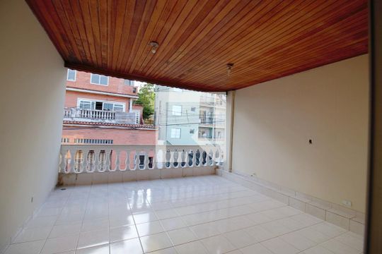 Varanda do Quarto 3 de casa à venda com 3 quartos, 269m² em Jardim Monte Alegre, Taboão da Serra