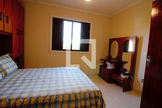 Suíte 1 de casa à venda com 3 quartos, 269m² em Jardim Monte Alegre, Taboão da Serra