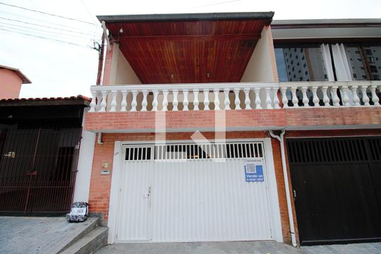 Fachada de casa à venda com 3 quartos, 269m² em Jardim Monte Alegre, Taboão da Serra