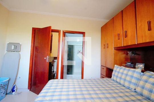 Suíte 1 de casa à venda com 3 quartos, 269m² em Jardim Monte Alegre, Taboão da Serra