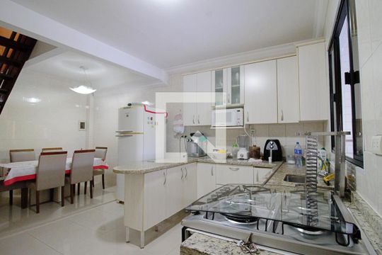 Cozinha de casa à venda com 3 quartos, 269m² em Jardim Monte Alegre, Taboão da Serra