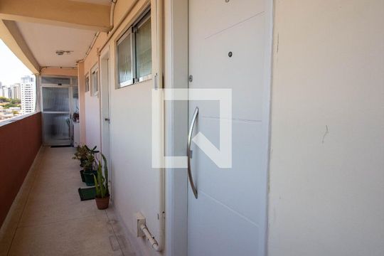 Entrada do Apartamento de apartamento para alugar com 2 quartos, 57m² em Água Branca, São Paulo