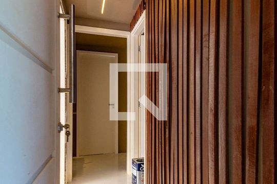 Corredor de apartamento à venda com 3 quartos, 166m² em Jacarepaguá, Rio de Janeiro