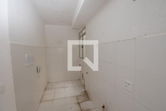 cozinha de apartamento para alugar com 2 quartos, 41m² em Santos Dumont, São Leopoldo