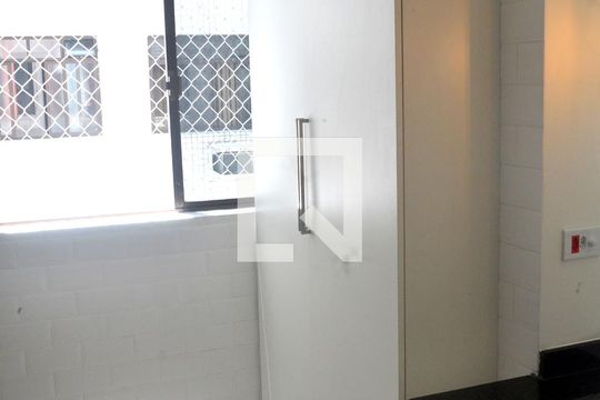 Área de Serviço de apartamento para alugar com 1 quarto, 50m² em Itararé, São Vicente