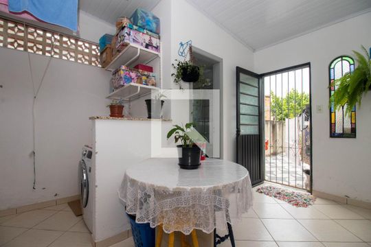 Área de Serviço de casa à venda com 2 quartos, 73m² em Jardim Itu, Porto Alegre