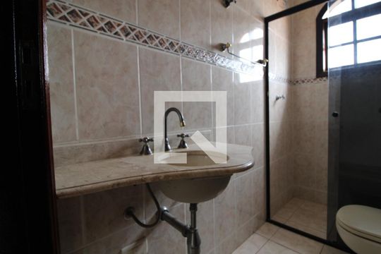 Banheiro comum de casa à venda com 3 quartos, 217m² em Vila Constancia, São Paulo