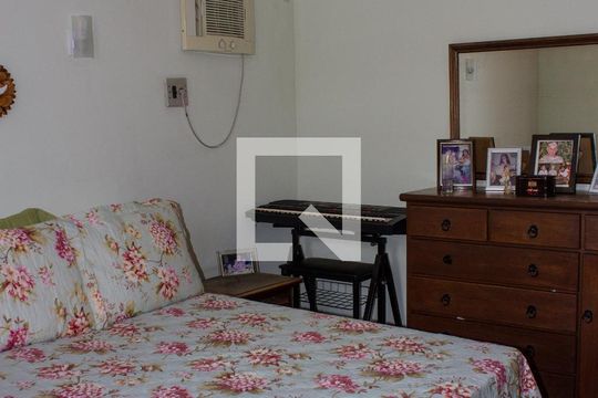 Quarto 1 de casa à venda com 3 quartos, 296m² em Encantado, Rio de Janeiro