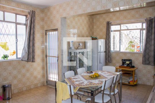 Cozinha de casa à venda com 3 quartos, 296m² em Encantado, Rio de Janeiro