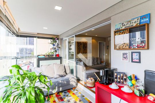 Varanda de apartamento à venda com 1 quarto, 72m² em Chácara Santo Antônio (zona Sul), São Paulo