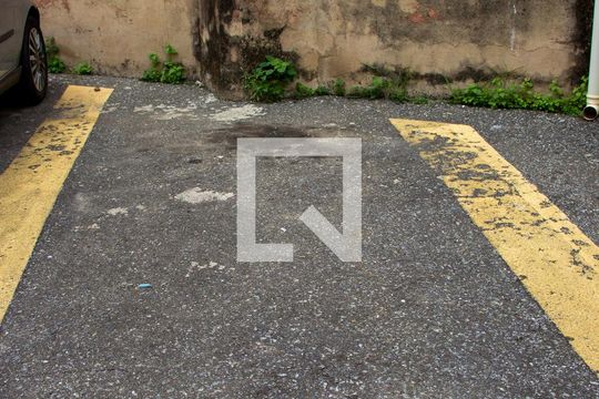 Garagem de apartamento para alugar com 1 quarto, 38750m² em Industrial, Contagem