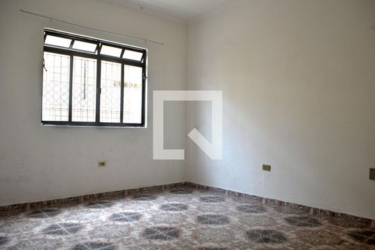 Quarto de casa para alugar com 1 quarto, 50m² em Vila Valenca, São Vicente