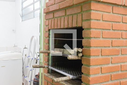 Corredor lateral de casa à venda com 3 quartos, 155m² em Jardim Trieste, São Bernardo do Campo