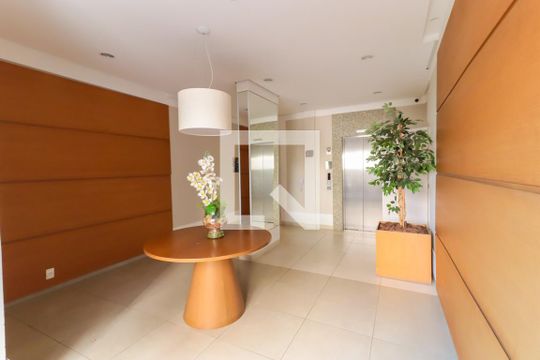 Hall social de apartamento à venda com 2 quartos, 53m² em Jardim Parque Morumbi, São Paulo