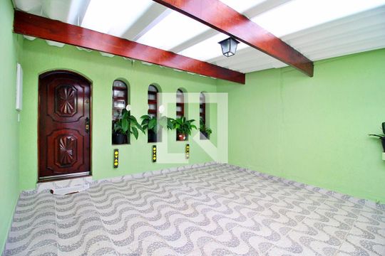 Garagem de casa à venda com 3 quartos, 185m² em Campestre, Santo André
