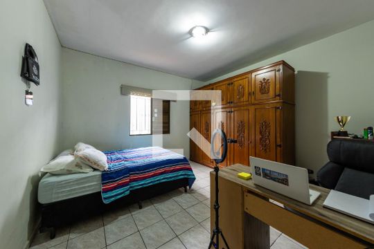 Quarto de casa para alugar com 4 quartos, 400m² em Vila Lucia, São Paulo