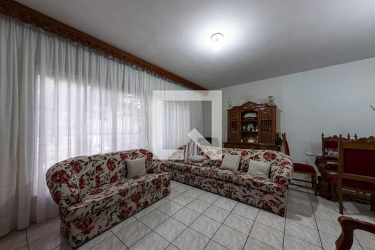 Sala de casa para alugar com 4 quartos, 400m² em Vila Lucia, São Paulo