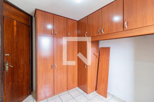 Quarto 2 de apartamento à venda com 2 quartos, 54m² em Padroeira, Osasco