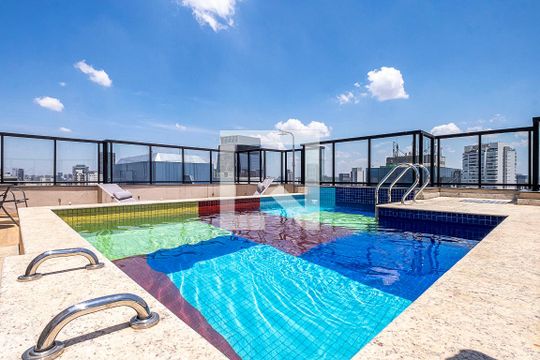 Piscina de apartamento à venda com 1 quarto, 43m² em Pinheiros, São Paulo