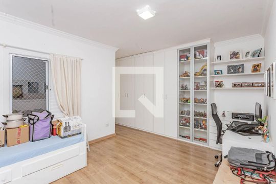 Quarto de casa à venda com 3 quartos, 150m² em Vila Gumercindo, São Paulo