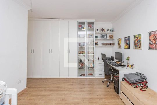 Quarto de casa à venda com 3 quartos, 150m² em Vila Gumercindo, São Paulo