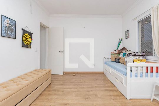 Quarto de casa à venda com 3 quartos, 150m² em Vila Gumercindo, São Paulo