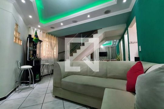 Casa à venda com 3 quartos, 82m² em Fonte Grande, Contagem