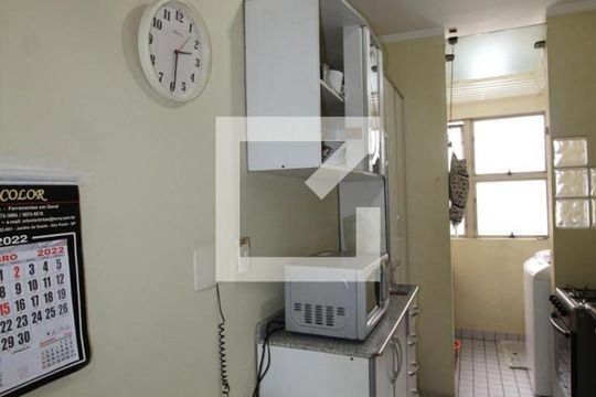 Cozinha de apartamento para alugar com 3 quartos, 64m² em Quinta da Paineira, São Paulo