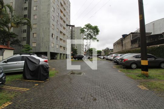 Garagem de apartamento para alugar com 3 quartos, 64m² em Quinta da Paineira, São Paulo