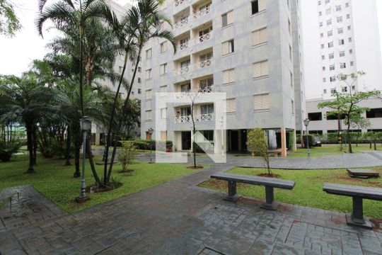 Área comum de apartamento para alugar com 3 quartos, 64m² em Quinta da Paineira, São Paulo