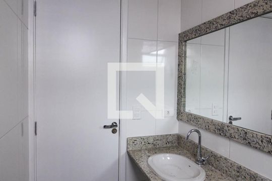 Banheiro de apartamento à venda com 2 quartos, 47m² em Parque da Vila Prudente, São Paulo