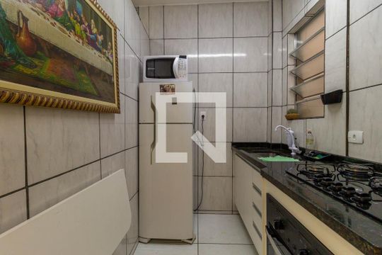 Cozinha de apartamento à venda com 2 quartos, 42m² em Sé, São Paulo