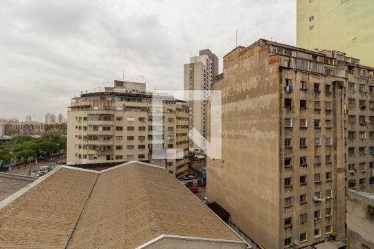 Vista de apartamento à venda com 2 quartos, 42m² em Sé, São Paulo