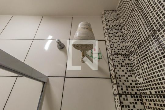 Banheiro de apartamento à venda com 2 quartos, 42m² em Sé, São Paulo