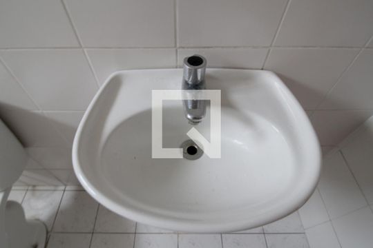 Banheiro de apartamento para alugar com 2 quartos, 70m² em Jardim M. do Carmo, Sorocaba