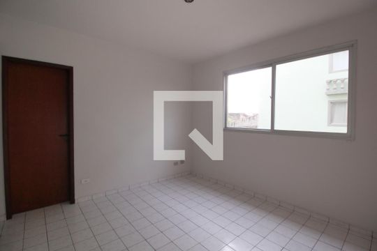 Sala de apartamento para alugar com 2 quartos, 70m² em Jardim M. do Carmo, Sorocaba