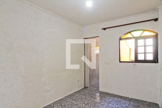 Sala de casa para alugar com 1 quarto, 80m² em Jardim Monte Alegre, São Paulo