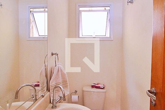 Lavabo de casa à venda com 3 quartos, 225m² em Parque das Nações, Santo André