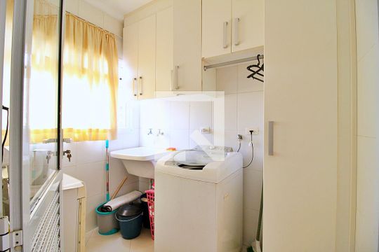 Área de Serviço de casa à venda com 3 quartos, 225m² em Parque das Nações, Santo André