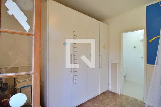 Suíte 1 de casa para alugar com 4 quartos, 650m² em Paraisópolis, São Paulo