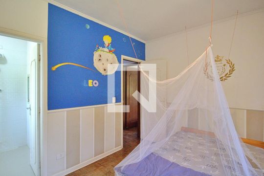 Suíte 1 de casa para alugar com 4 quartos, 650m² em Paraisópolis, São Paulo