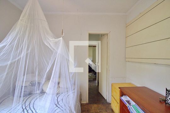 Suíte Americana de casa para alugar com 4 quartos, 650m² em Paraisópolis, São Paulo