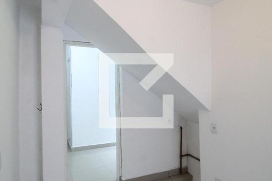 Cozinha de kitnet/studio para alugar com 1 quarto, 22m² em Jardim Maringá, São Paulo