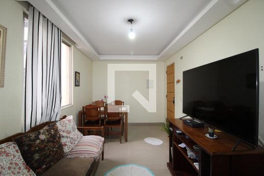 Sala de apartamento para alugar com 2 quartos, 55m² em Cidade Satélite Santa Bárbara, São Paulo