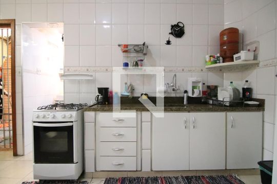 Cozinha de casa à venda com 3 quartos, 170m² em Vila Laís, São Paulo