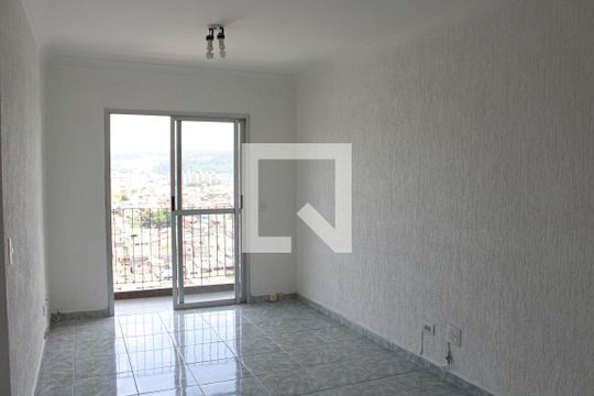 Apartamento para alugar com 3 quartos, 64m² em Vila Marina, São Paulo